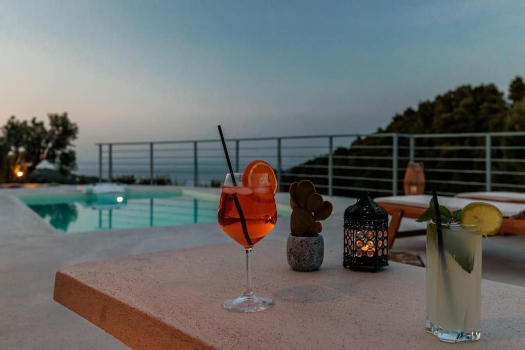 Villa Koukounaria Скопелос Екстериор снимка