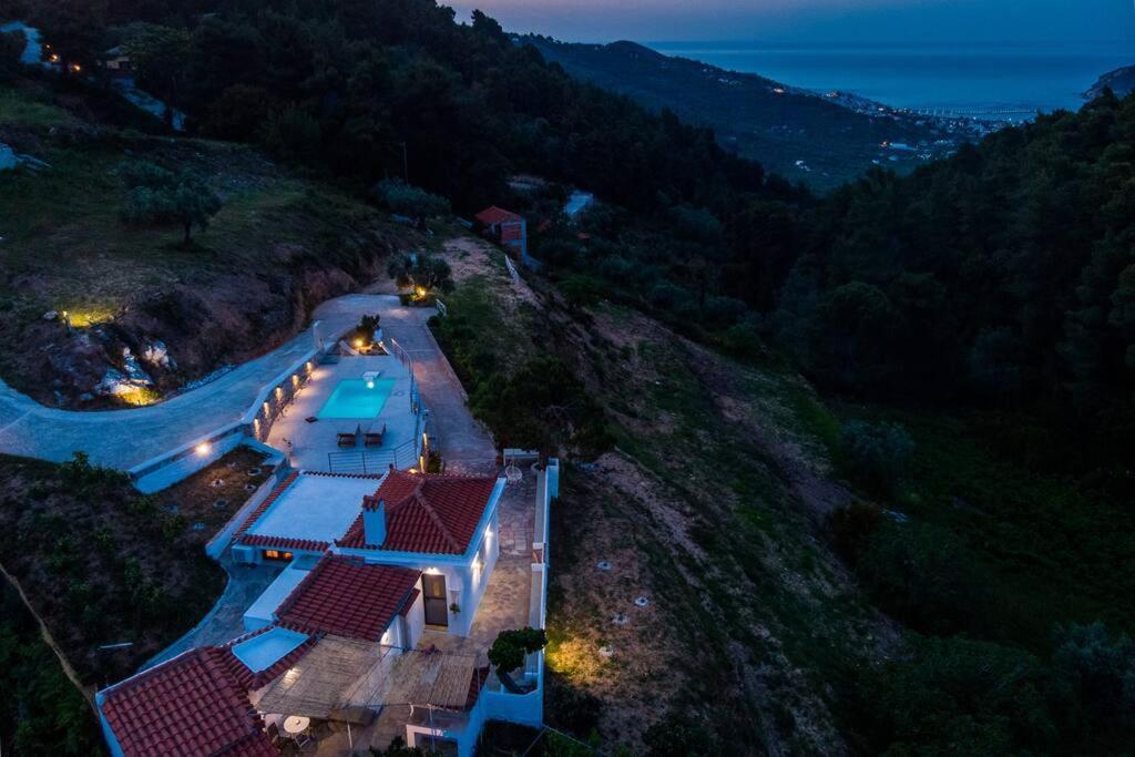 Villa Koukounaria Скопелос Екстериор снимка