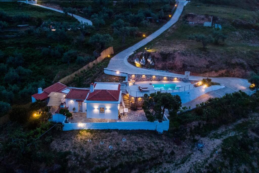 Villa Koukounaria Скопелос Екстериор снимка