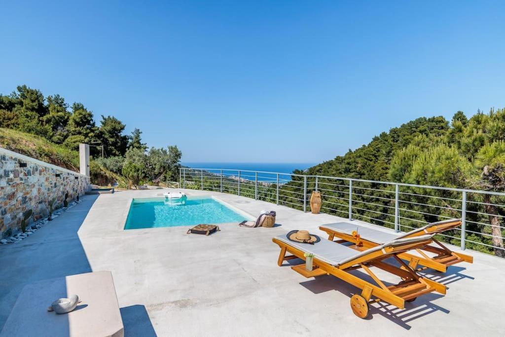 Villa Koukounaria Скопелос Екстериор снимка